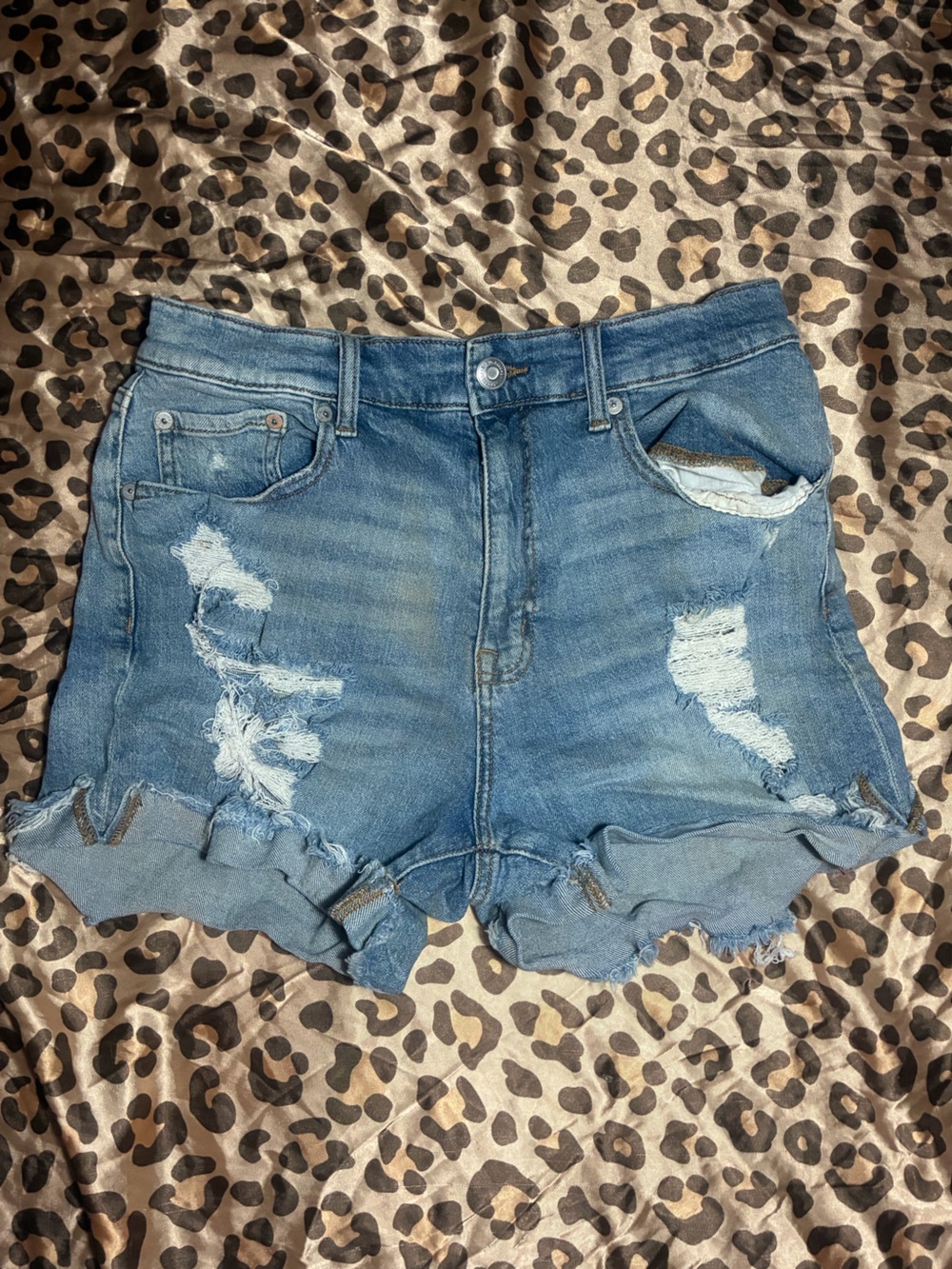 ⭒ aeropostale ripped blue denim mom shorts